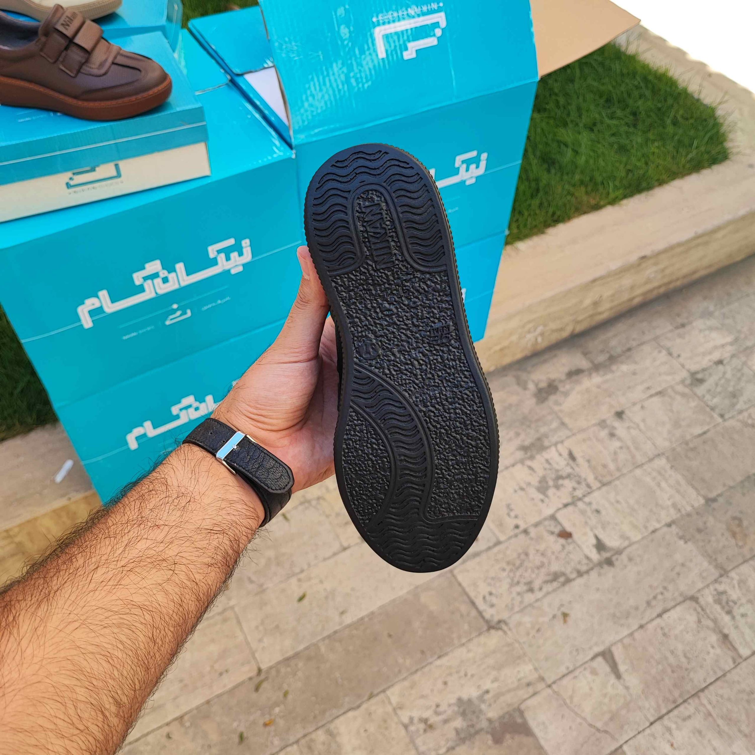 کفش طبی زنانه مدل دلوین
